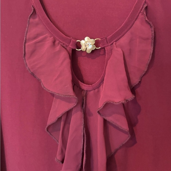 NWOT Liz McCoy Burgundy Knit Top With Chiffon Ruffle On Front - Picture 3 of 6